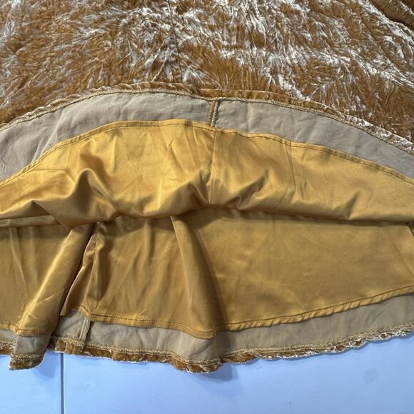 Modcloth Goldenrod Crushed Velvet Circle Skirt Retro Vibes Plus Size 16 Pinup - Picture 4 of 10